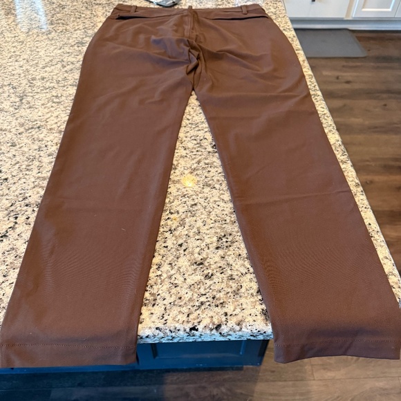 NWT Fabletics The Don Trouser Cacao Slim Fit - 31x32 - Picture 2 of 5